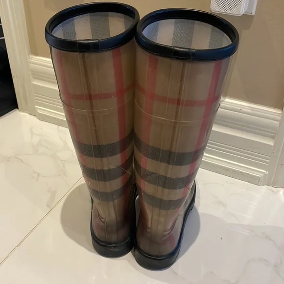 Burberry Rainboots -  size 37 - Picture 3 of 8